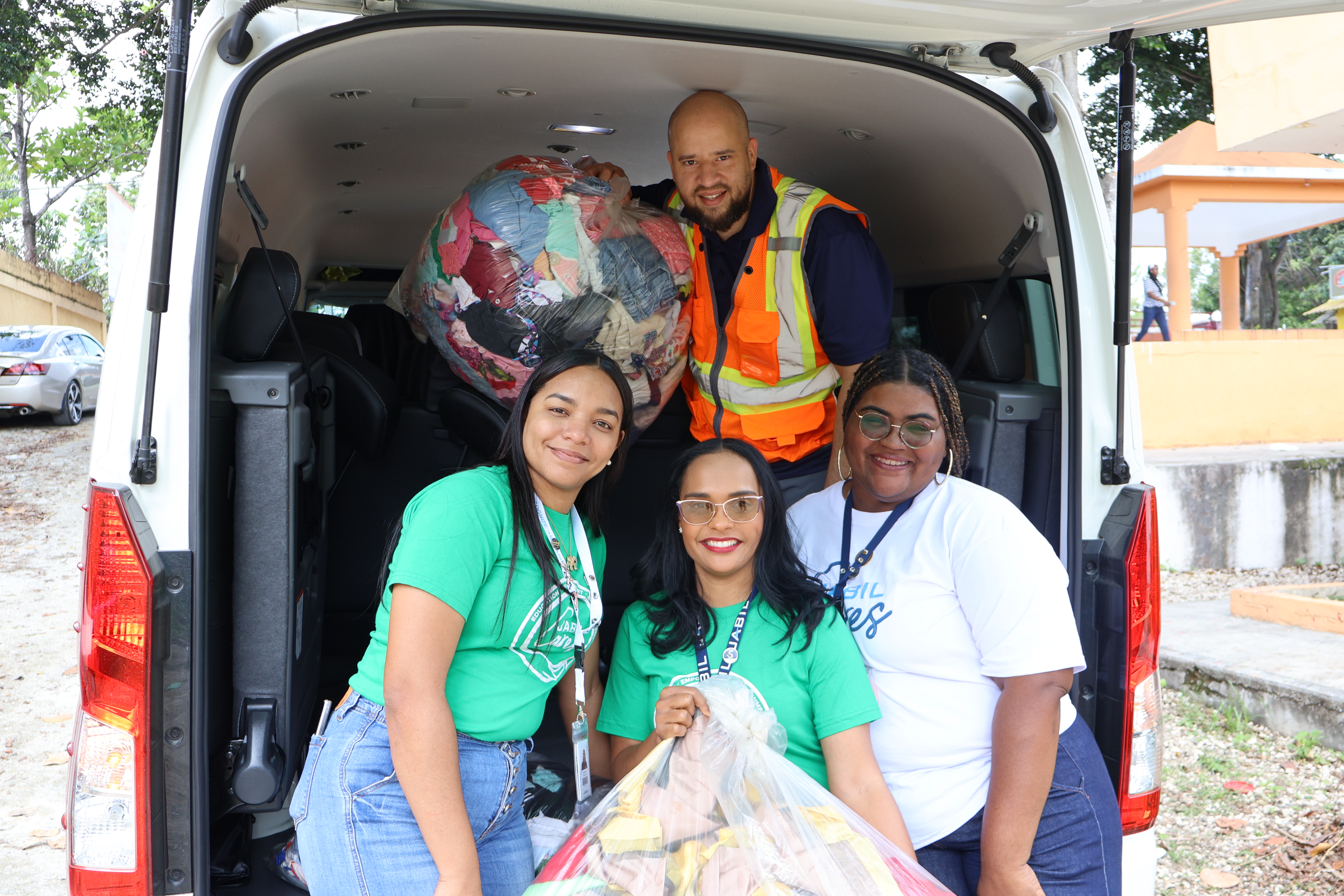 DOM - San Cristobal  Clothing Drive 2